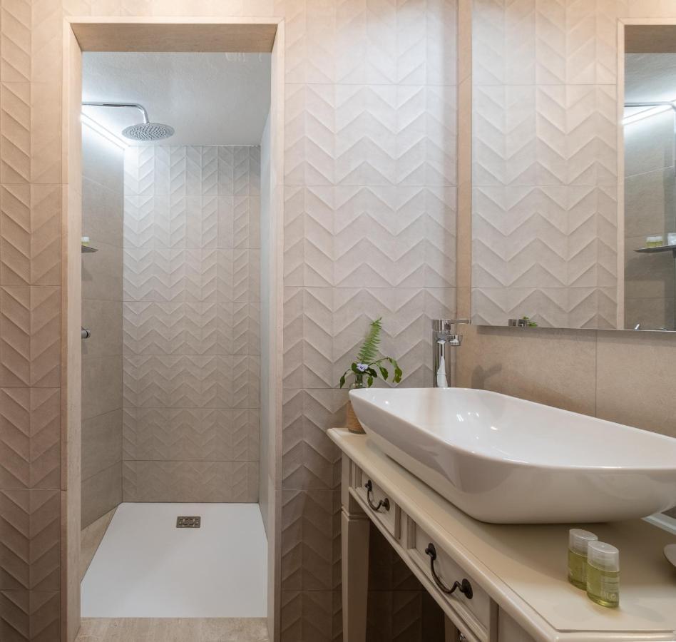Dimora Sant'Ignazio Guest House Боза Екстериор снимка