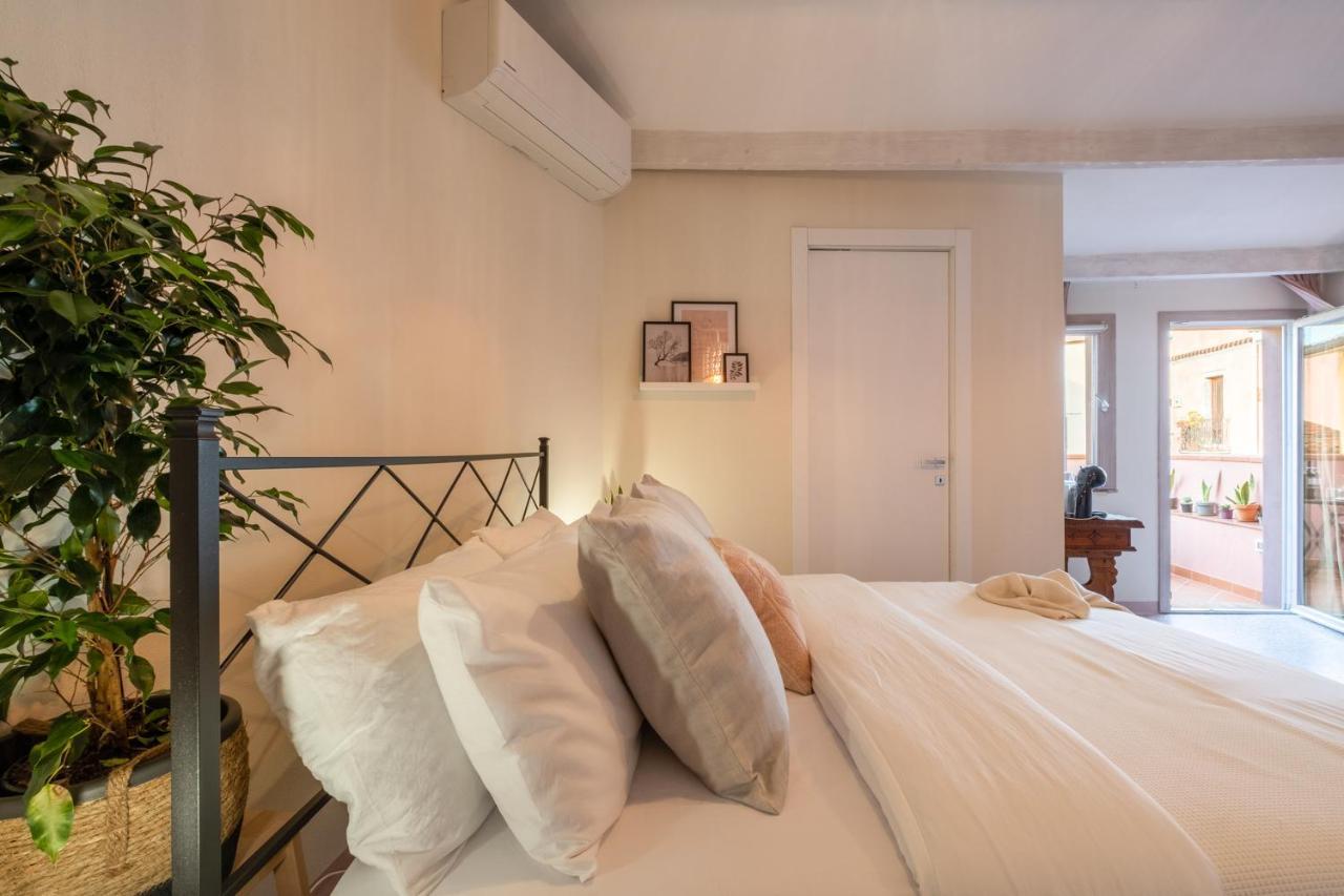 Dimora Sant'Ignazio Guest House Боза Екстериор снимка