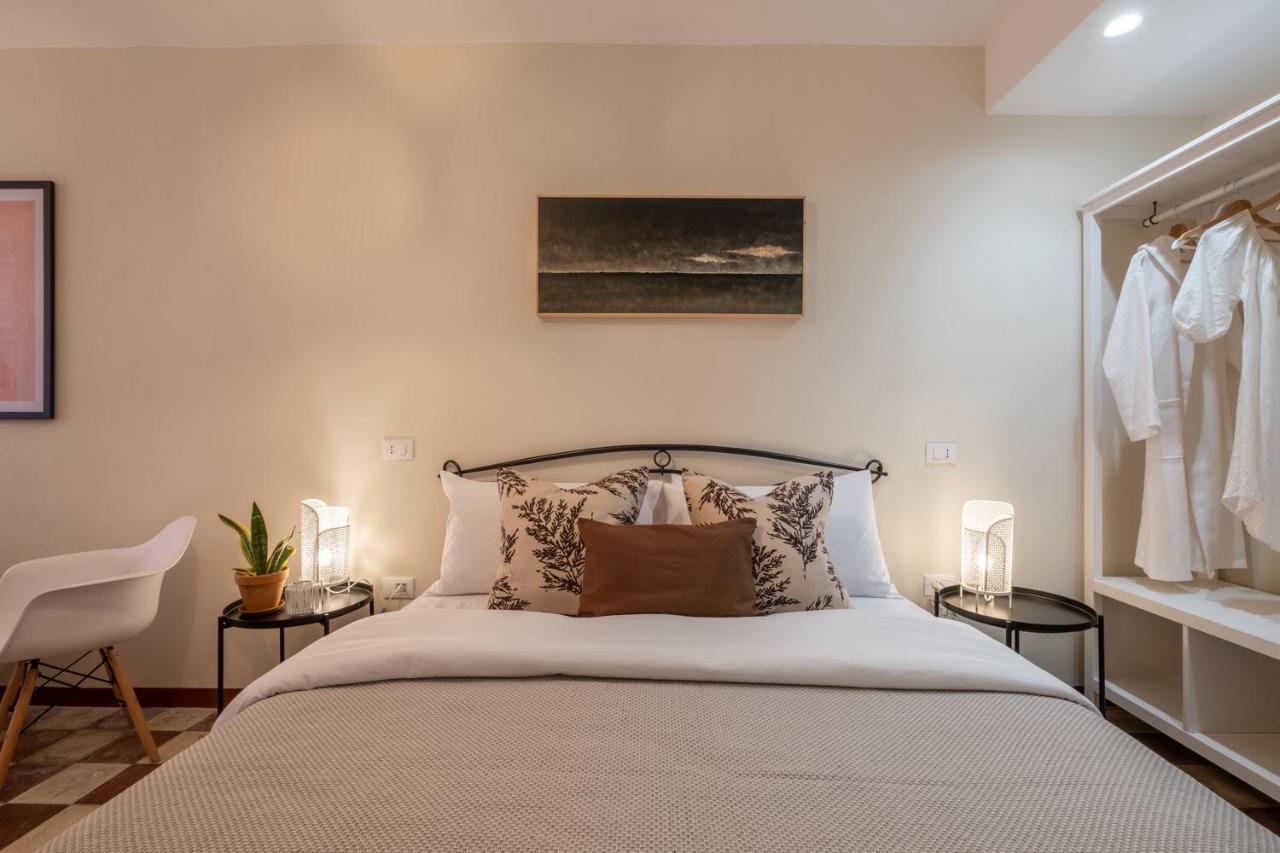Dimora Sant'Ignazio Guest House Боза Екстериор снимка
