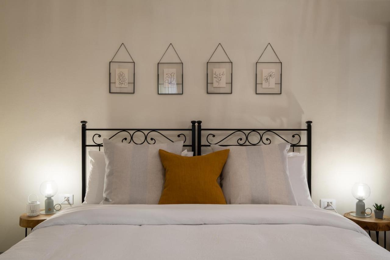 Dimora Sant'Ignazio Guest House Боза Екстериор снимка